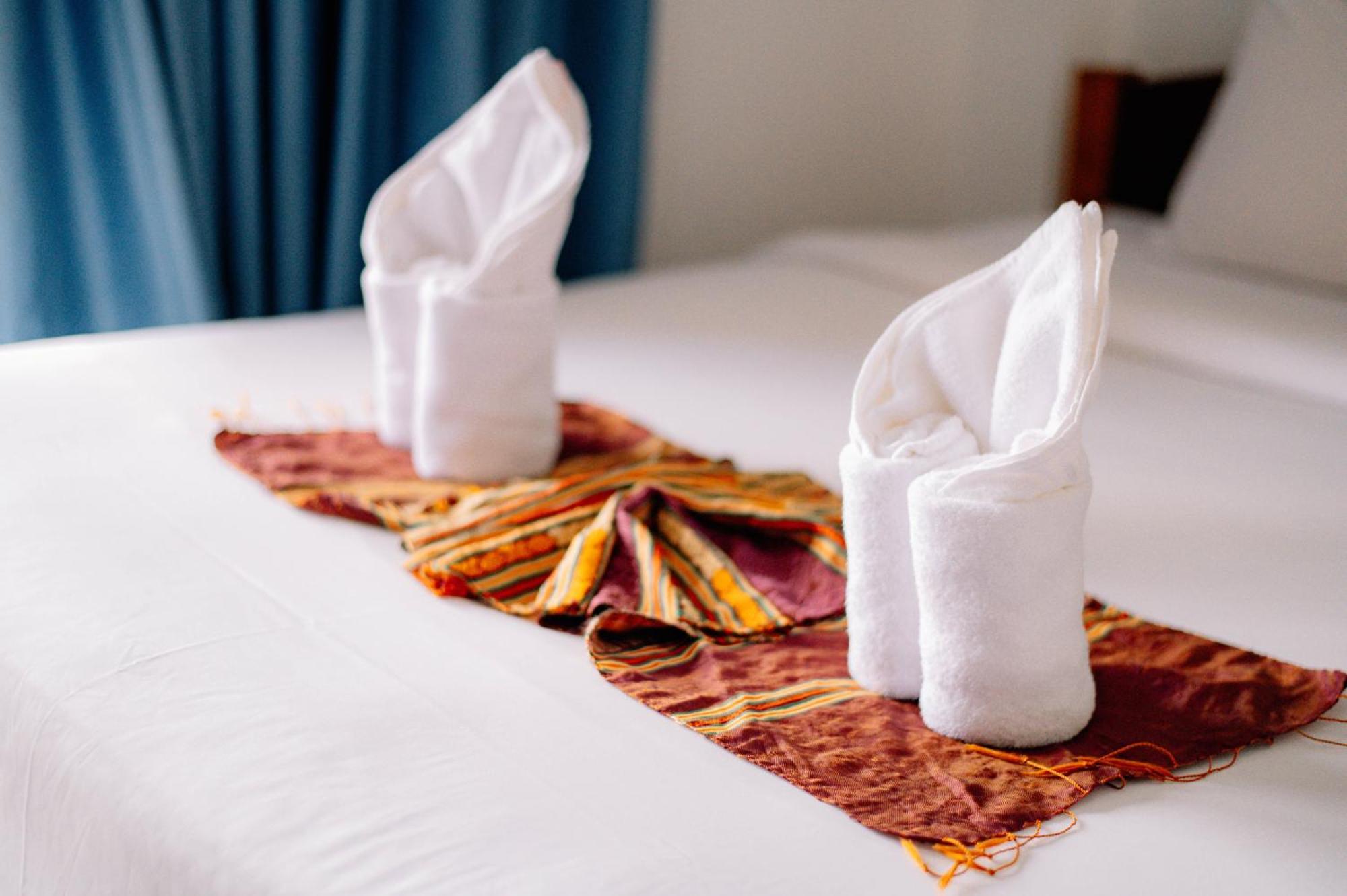 Lisha The Grand Riverside Hotel Ванг-Виенг Экстерьер фото