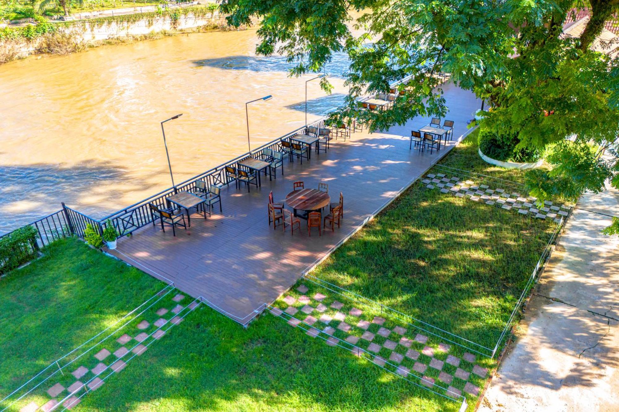 Lisha The Grand Riverside Hotel Ванг-Виенг Экстерьер фото